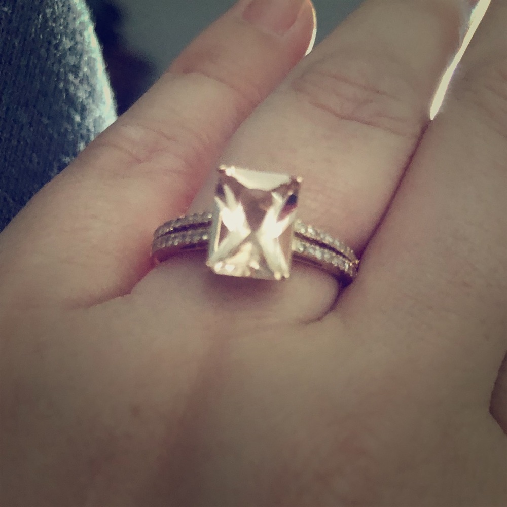 3 ct. Pink Morganite ring with diamond setting